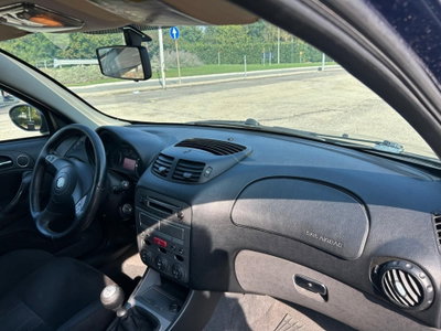 Alfa Romeo 147 1.9 JTD (120) 5 porte Moving (8)