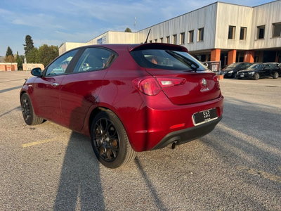 Alfa Romeo Giulietta 1.4 Turbo multiair Distinctive 170cv (2)