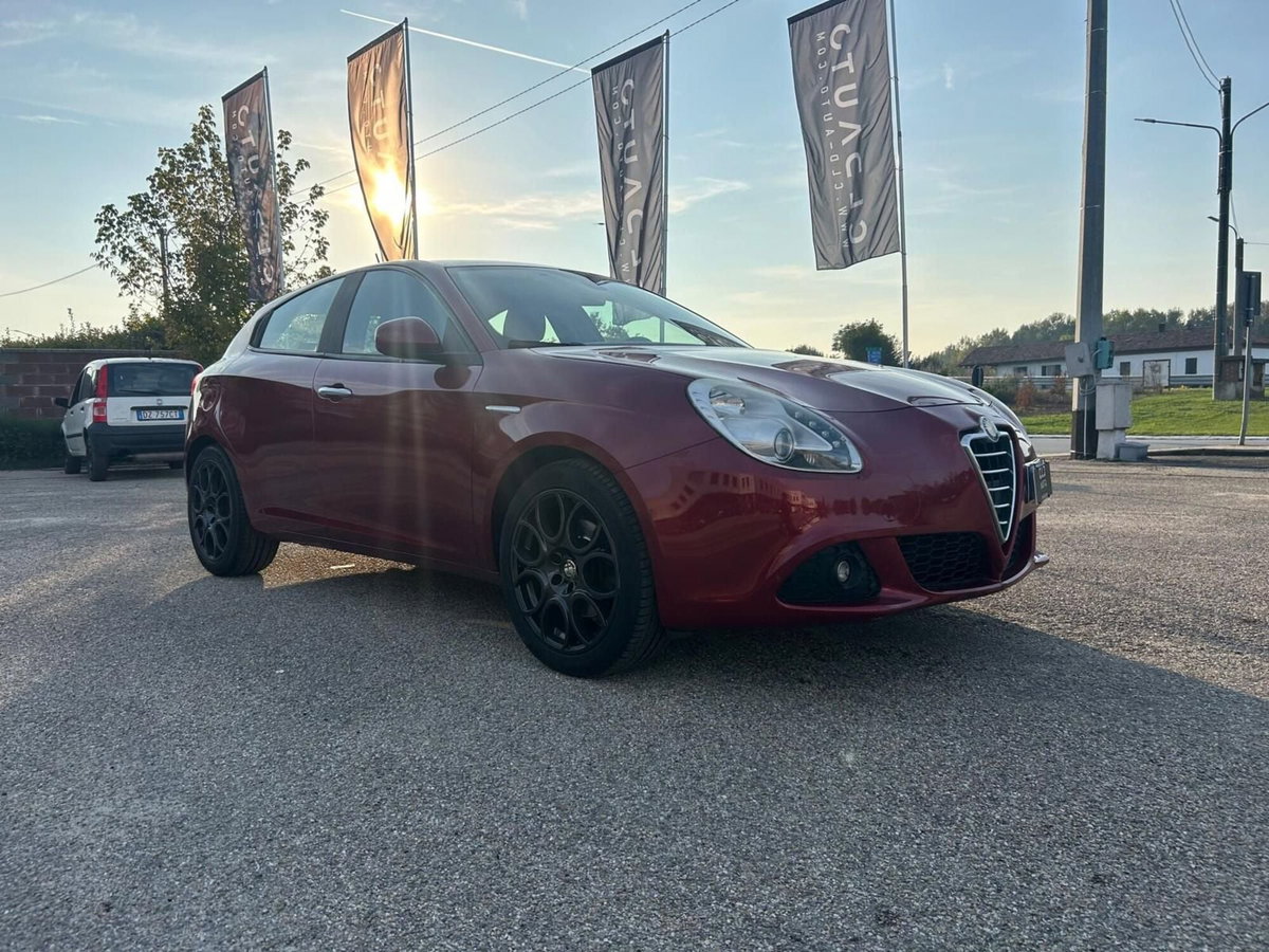 Alfa Romeo Giulietta 1.4 Turbo multiair Distinctive 170cv (5)