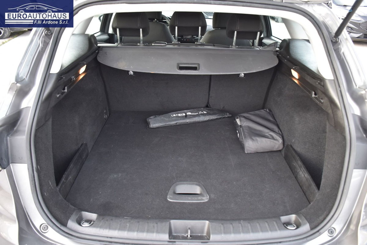 Fiat Tipo Station Wagon Tipo SW 1.6 mjt Cross s&s 130cv (15)