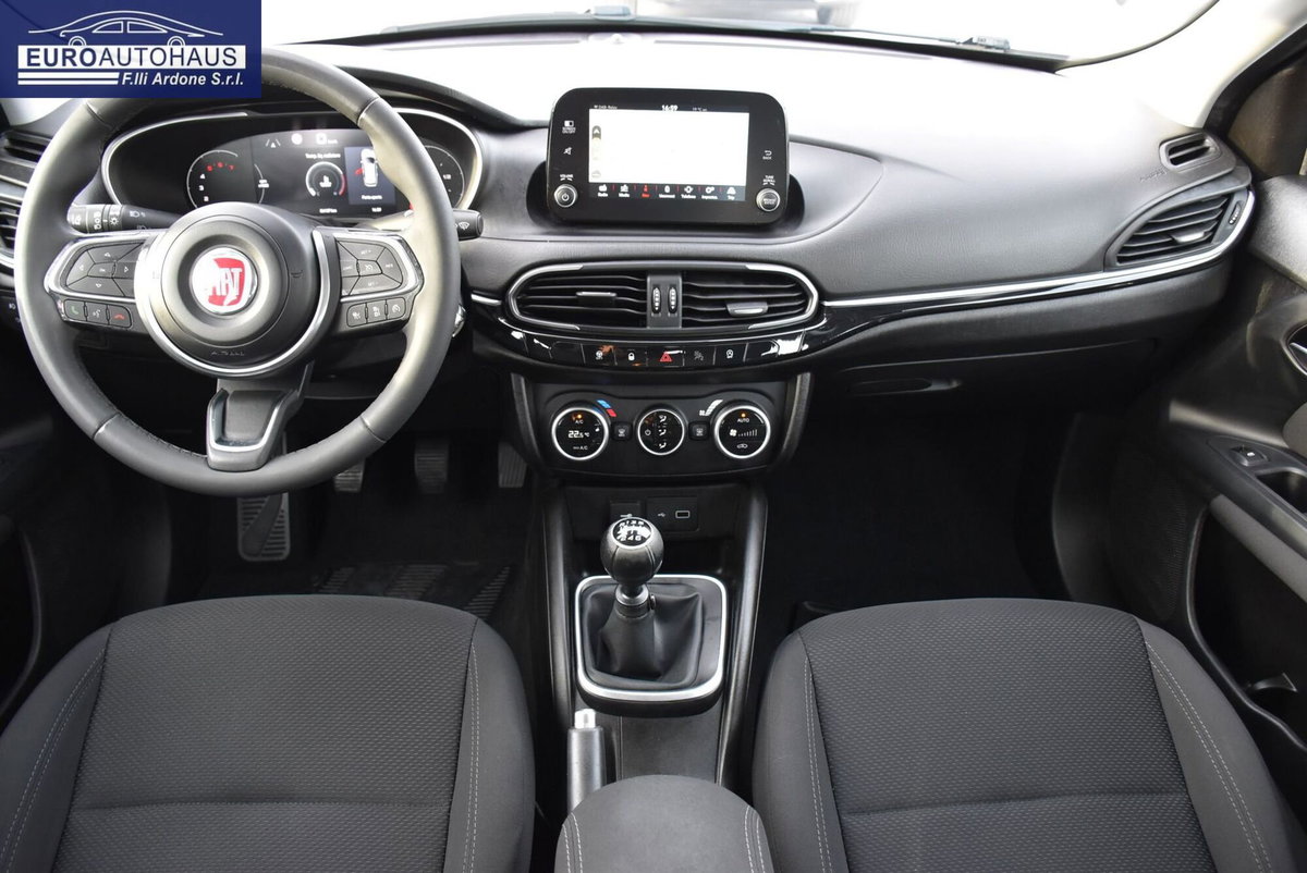 Fiat Tipo Station Wagon Tipo SW 1.6 mjt Cross s&s 130cv (7)