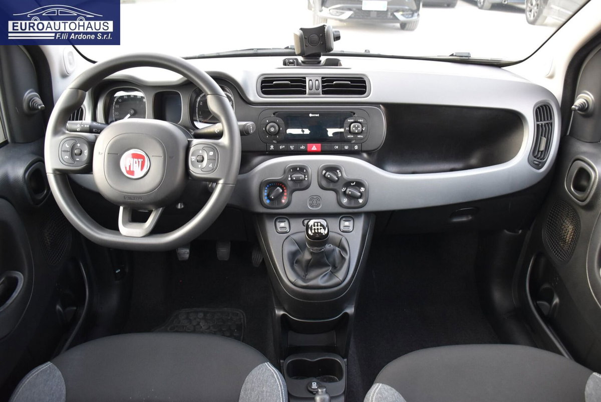 Fiat Panda 1.0 FireFly S&S Hybrid City Cross (5)