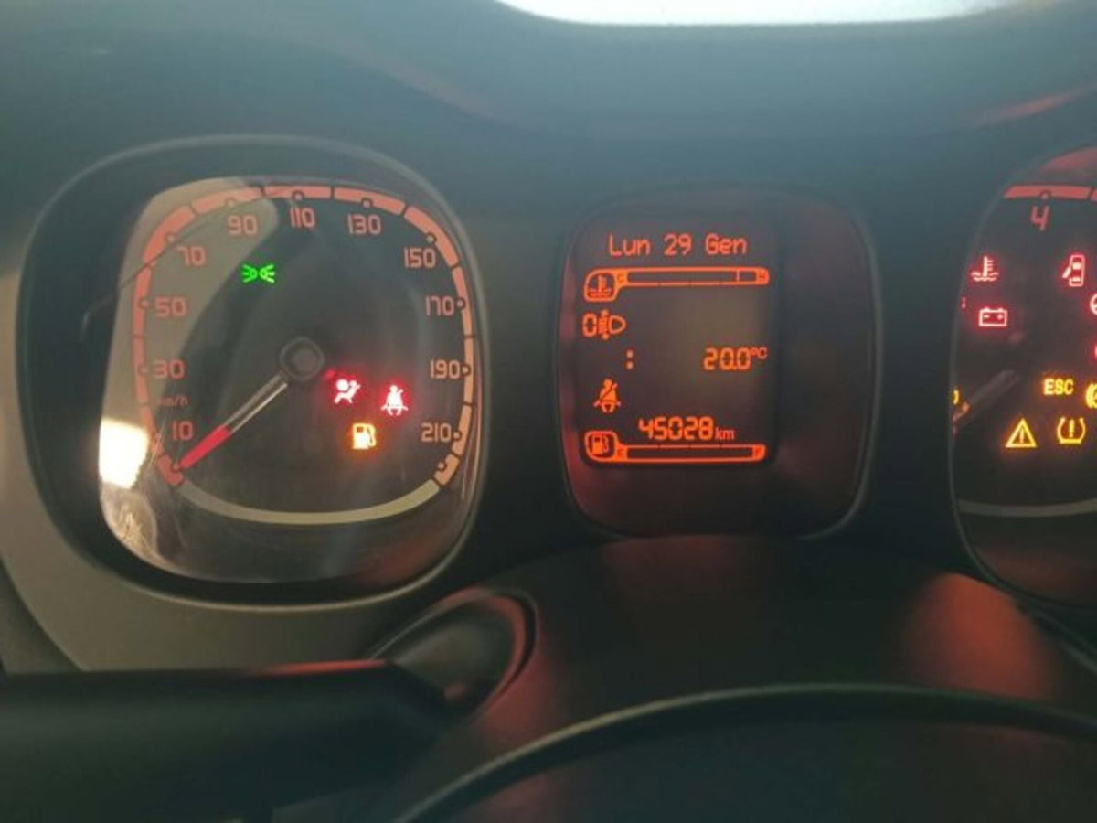 Fiat Panda 1.2 Pop Van 2 posti (12)