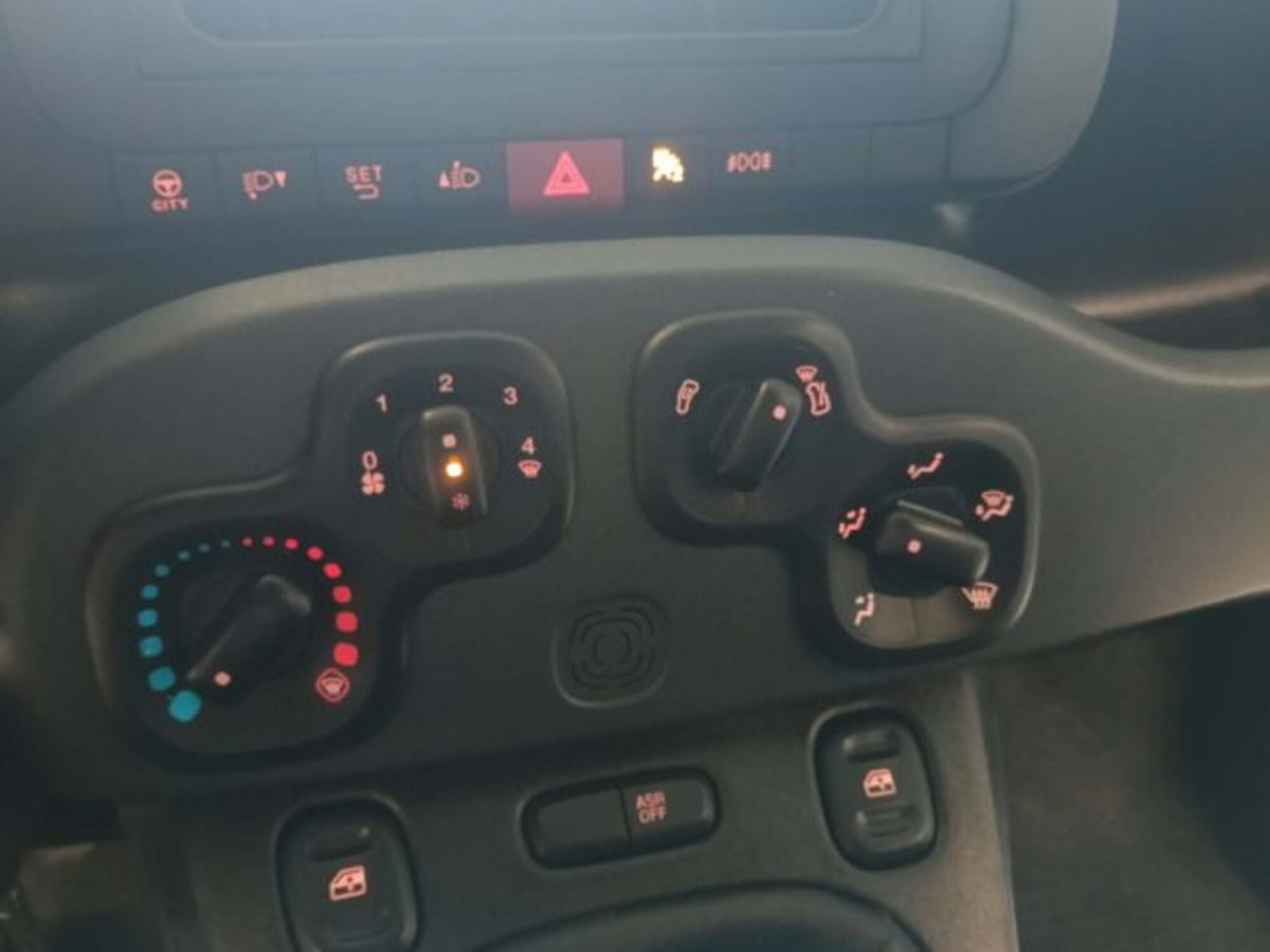 Fiat Panda 1.2 Pop Van 2 posti (9)