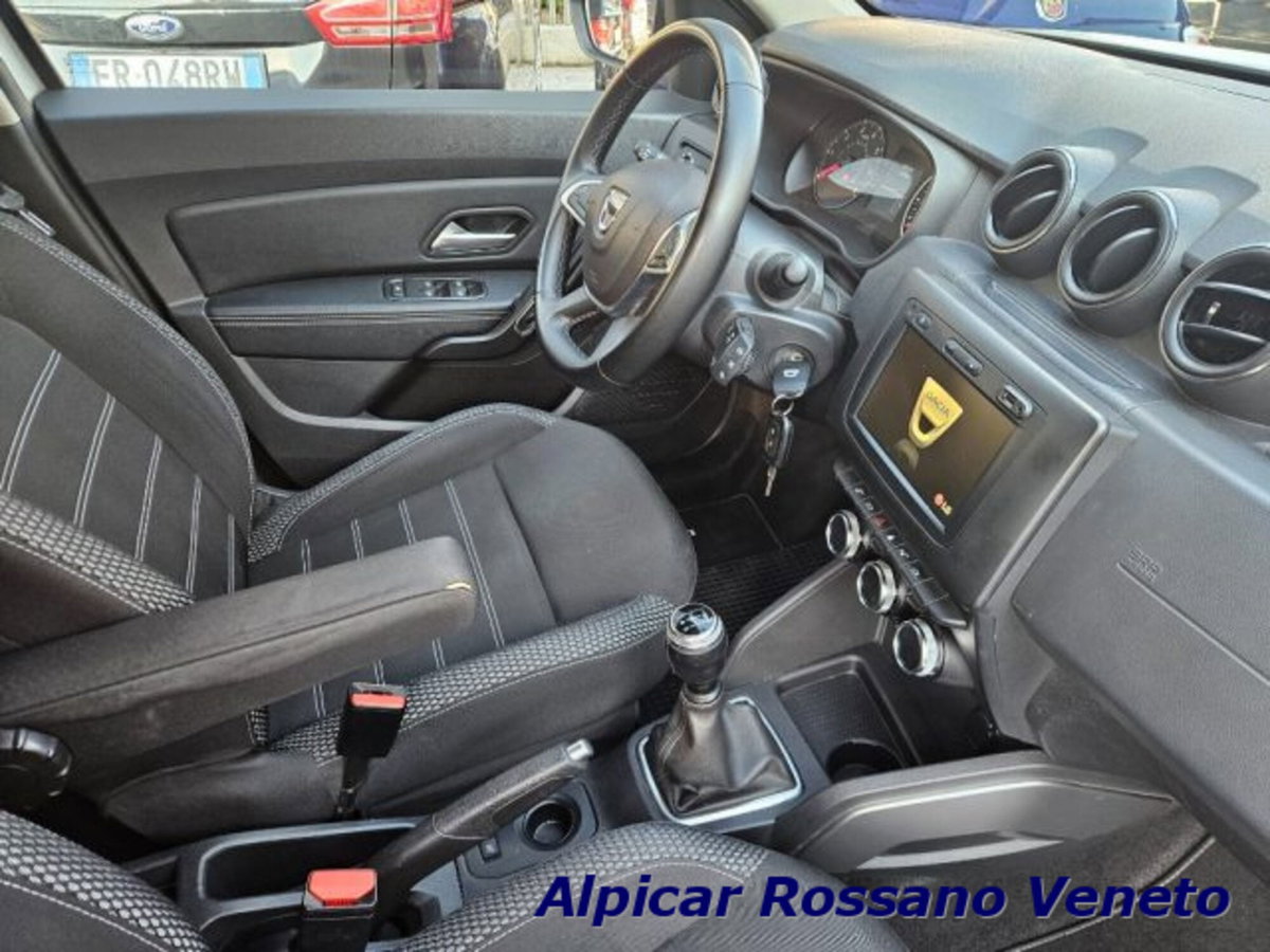 Dacia Duster 1.0 TCe 100 CV ECO-G 4x2 Essential (9)