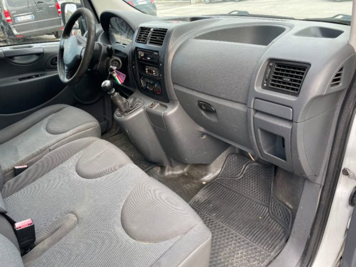 Peugeot Expert Furgone 2.0 HDi 125CV FAP PC Access 6P (6)