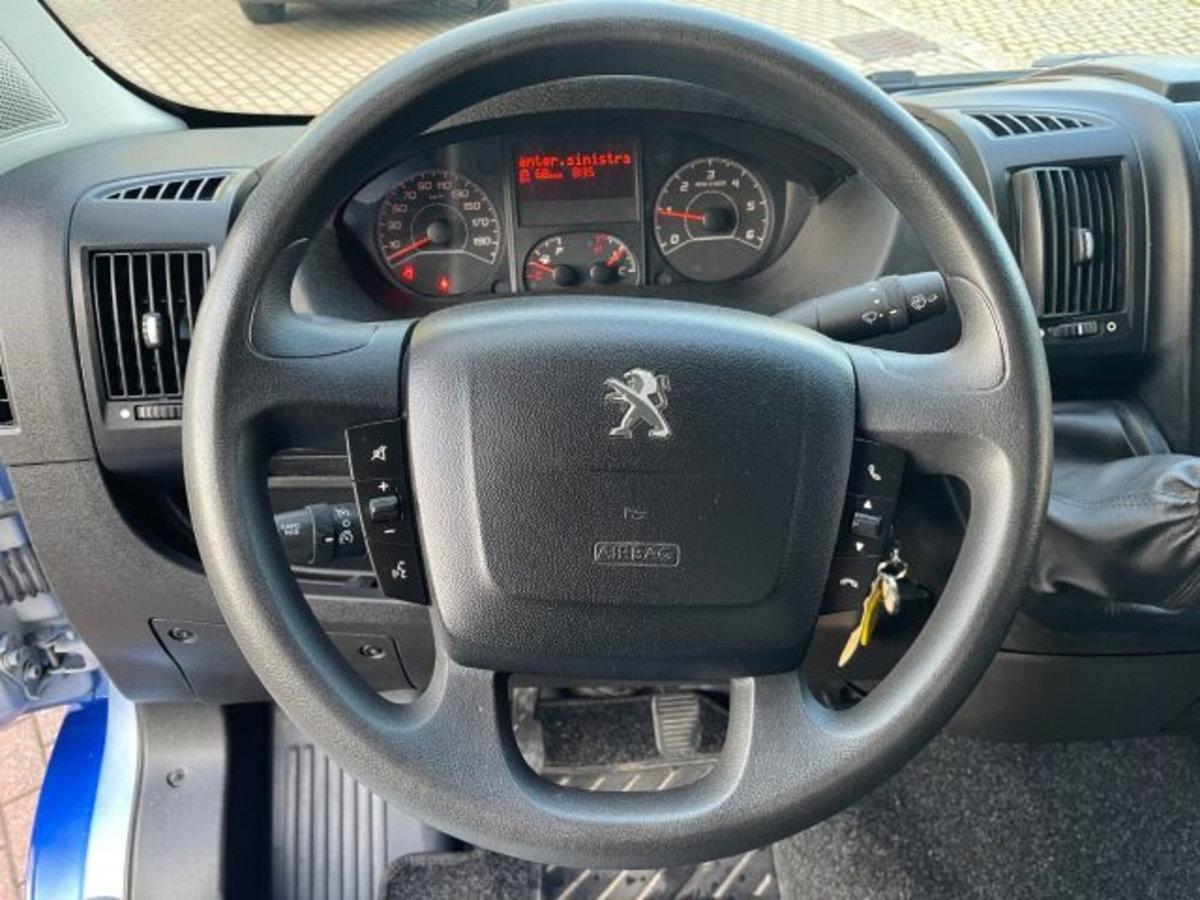 Peugeot Boxer Furgone 335 2.2 BlueHDi 140 S&S PM-TM Furgone Premium (16)