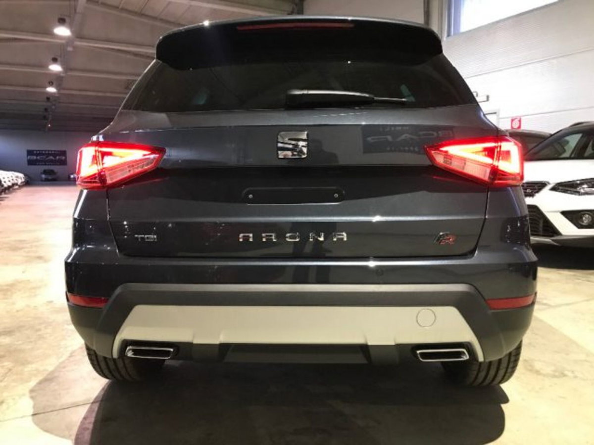 SEAT Arona 1.0 TGI FR (7)