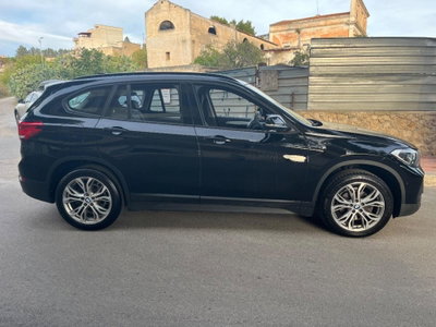 BMW X1 sDrive18d Business Advantage (3)