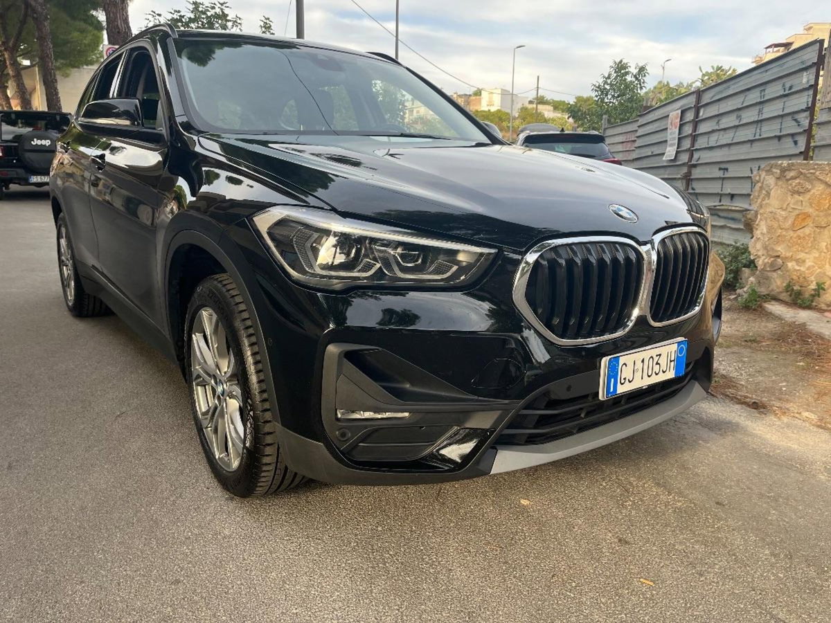 BMW X1 sDrive18d Business Advantage (4)