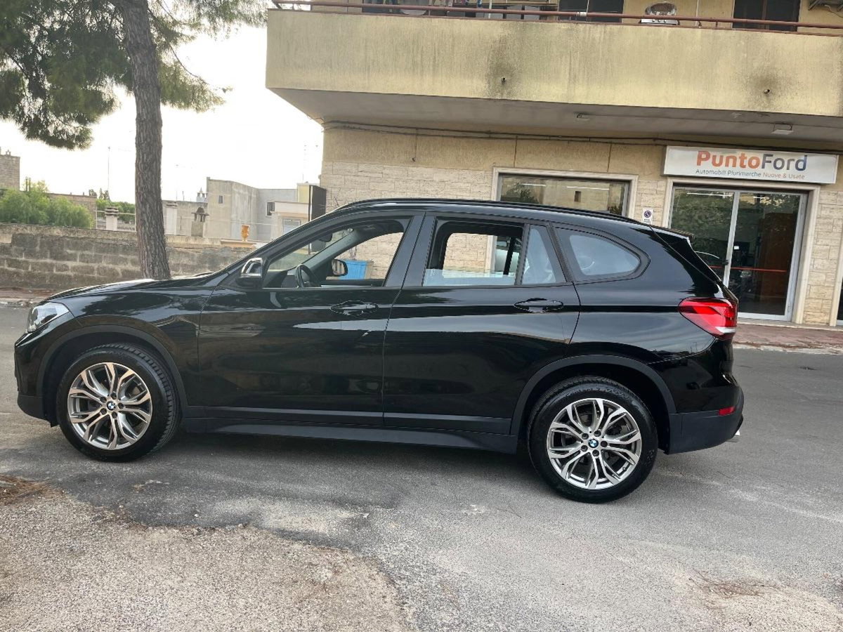 BMW X1 sDrive18d Business Advantage (8)