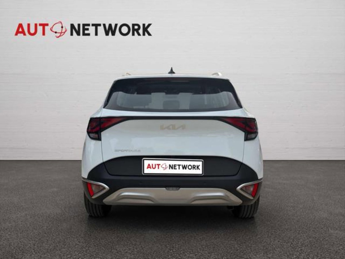 Kia Sportage 1.6 TGDi MHEV DCT Business (6)