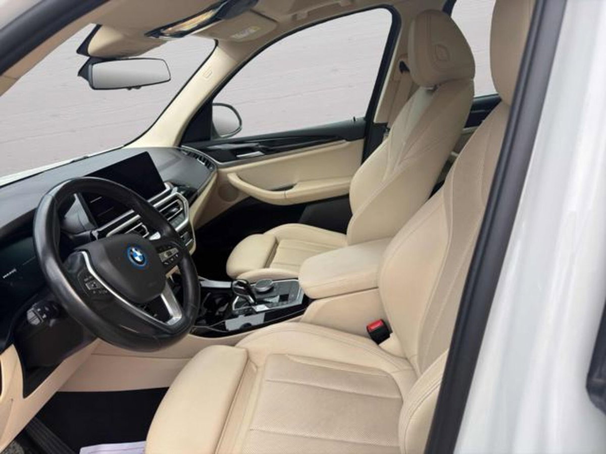 BMW X3 xDrive30e (9)