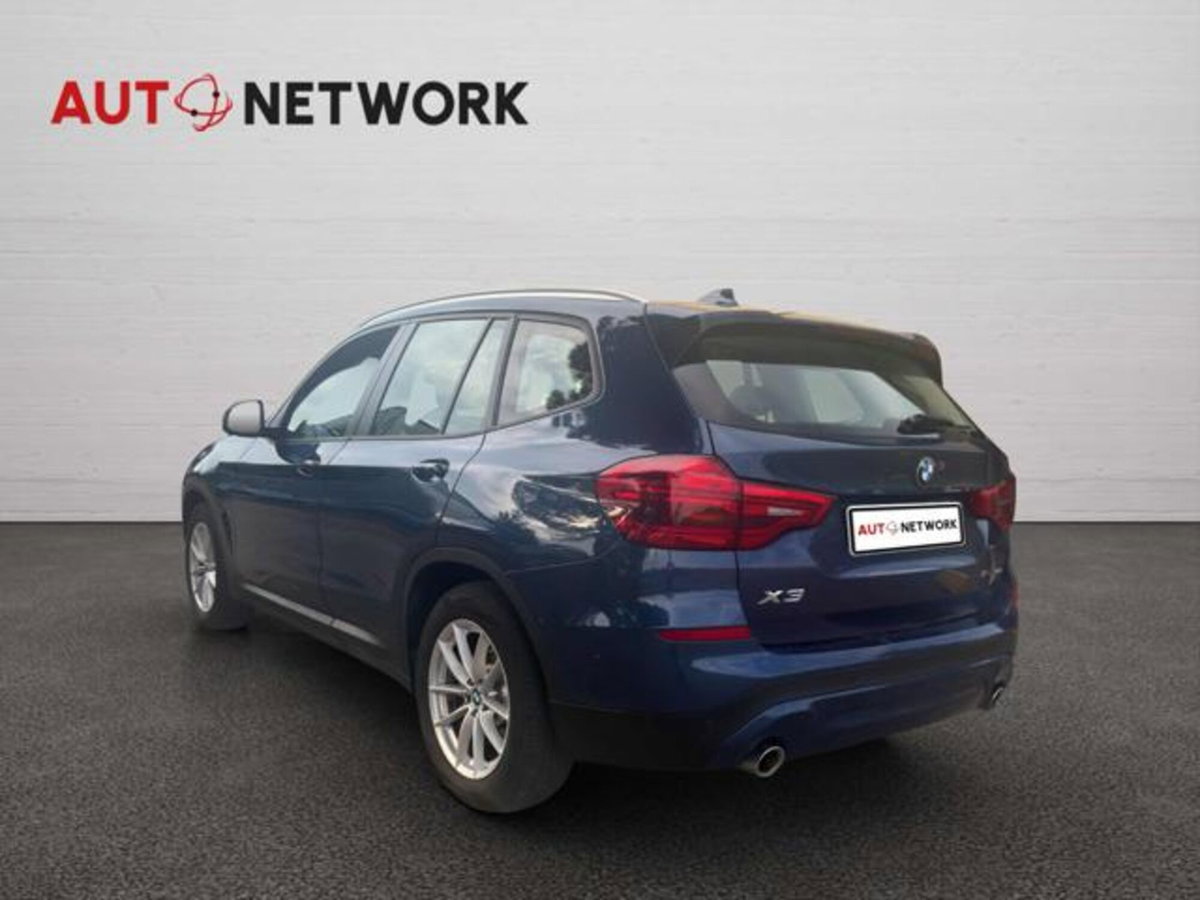 BMW X3 xDrive30e Business Advantage (3)