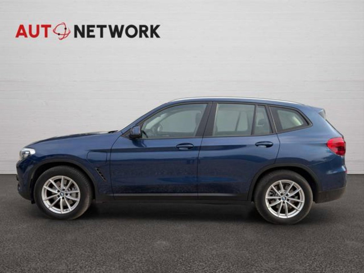 BMW X3 xDrive30e Business Advantage (7)