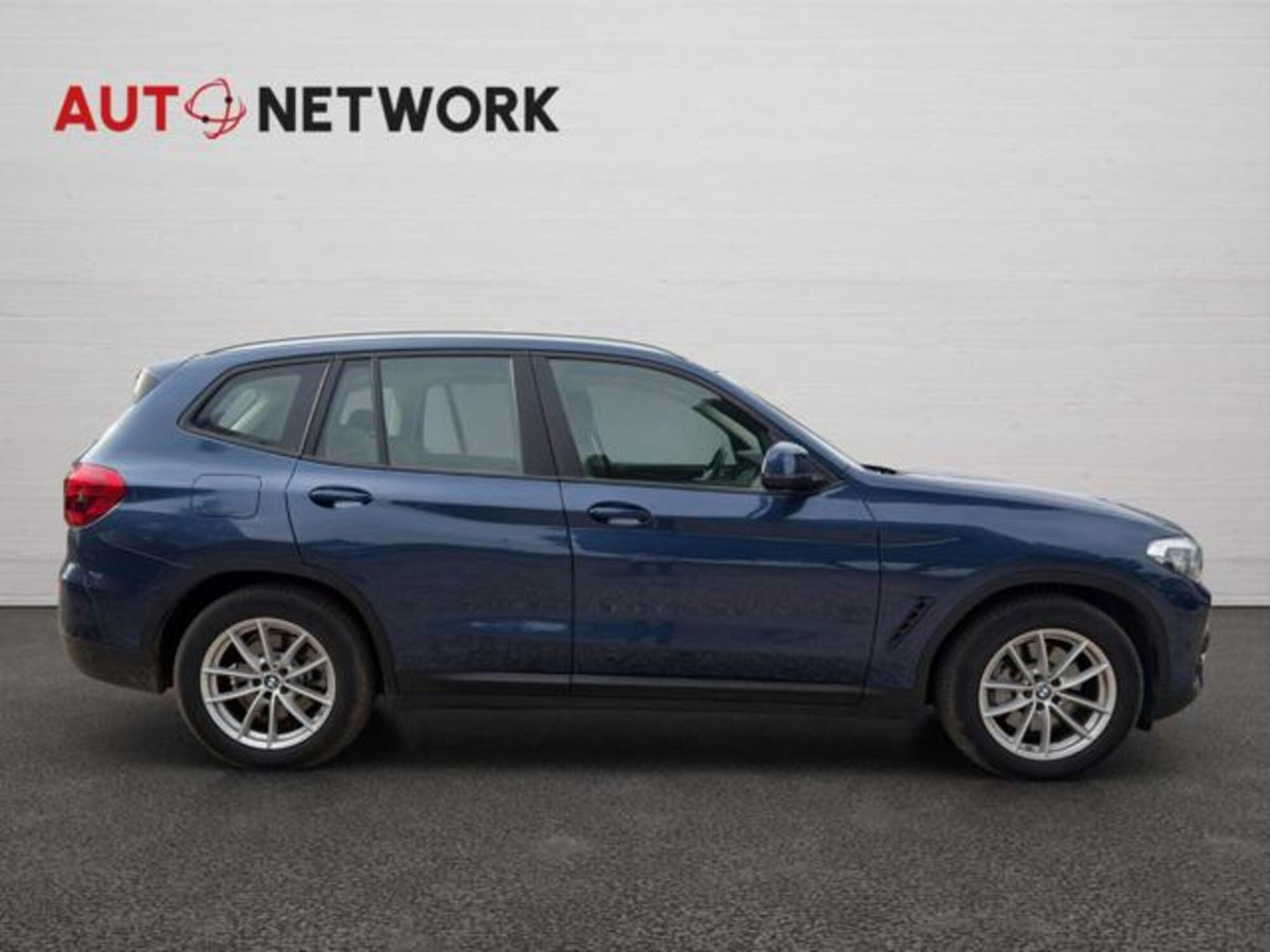 BMW X3 xDrive30e Business Advantage (8)