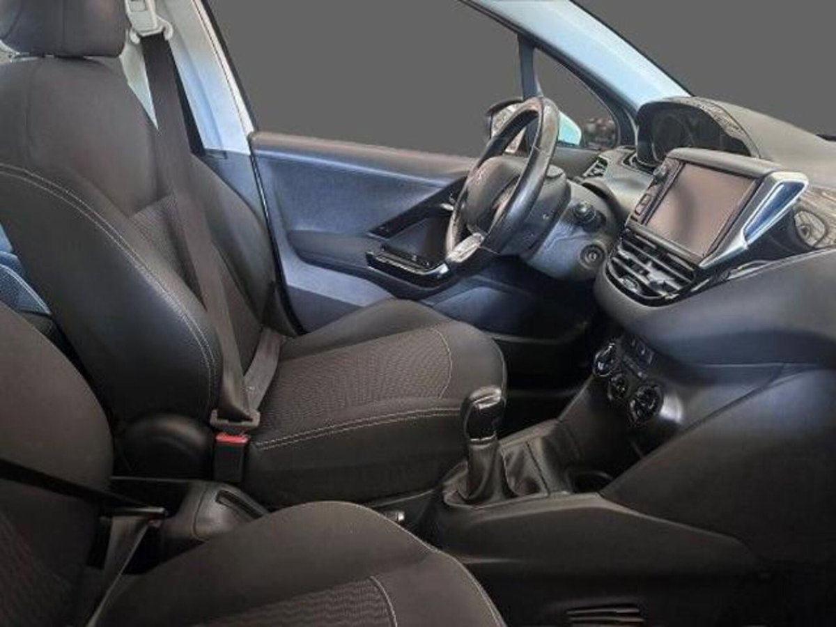 Peugeot 208 75 5 porte Active (3)