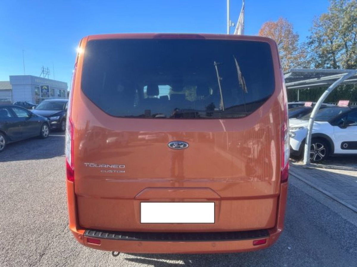 Ford Tourneo Custom 320 2.0 ecoblue 150cv Titanium X L2H1 (4)