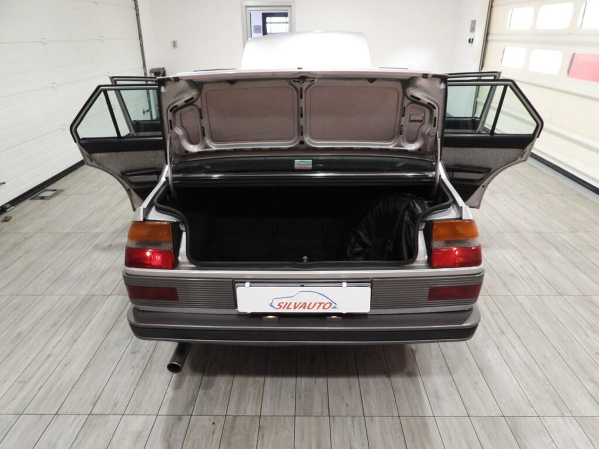 Alfa Romeo Giulietta 2.0 turbodiesel L (9)
