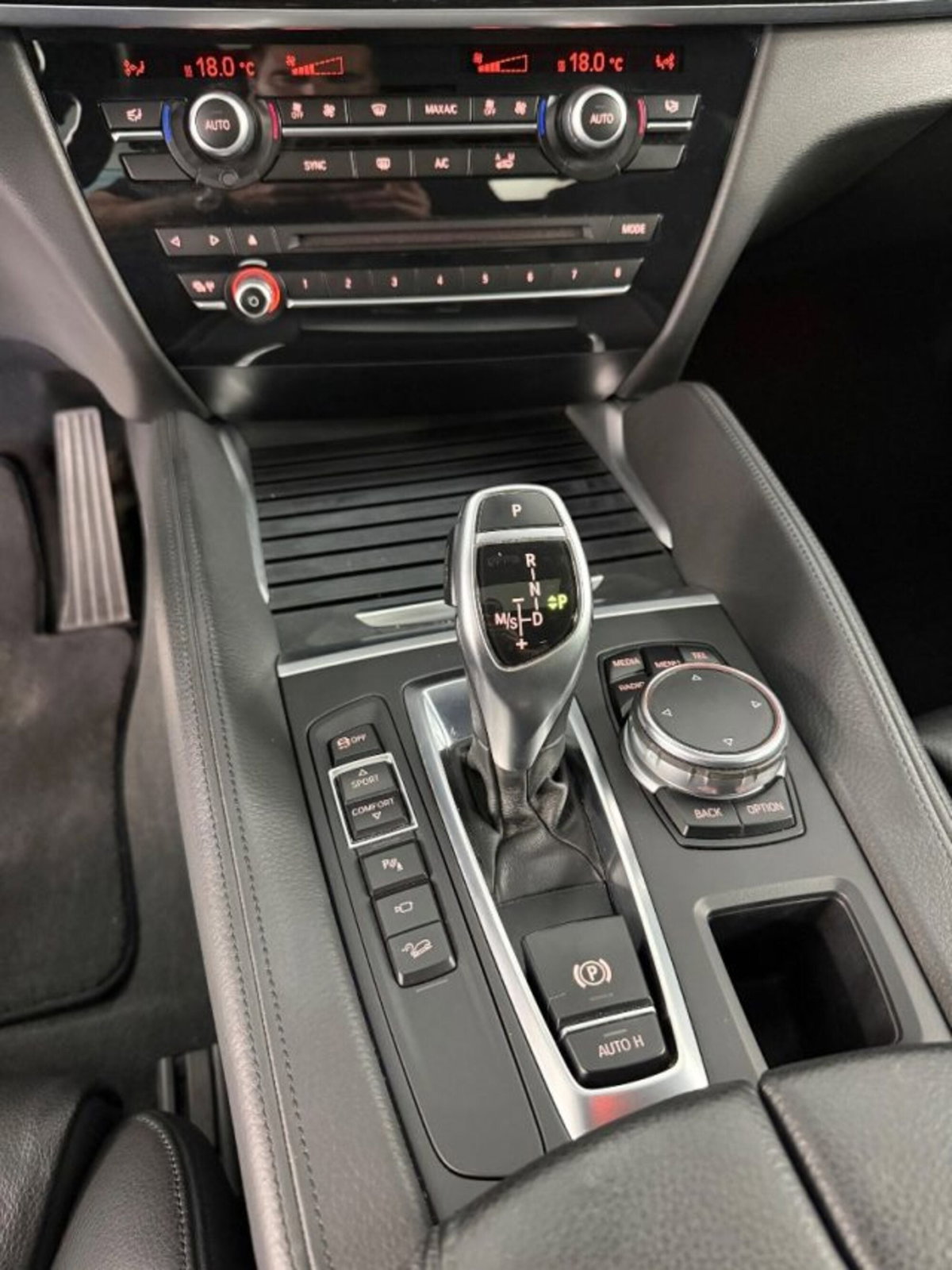 BMW X6 xDrive30d 258CV Msport (15)