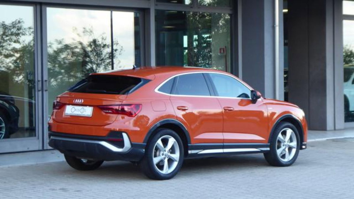 Audi Q3 Sportback Sportback 35 2.0 tdi s-tronic (3)