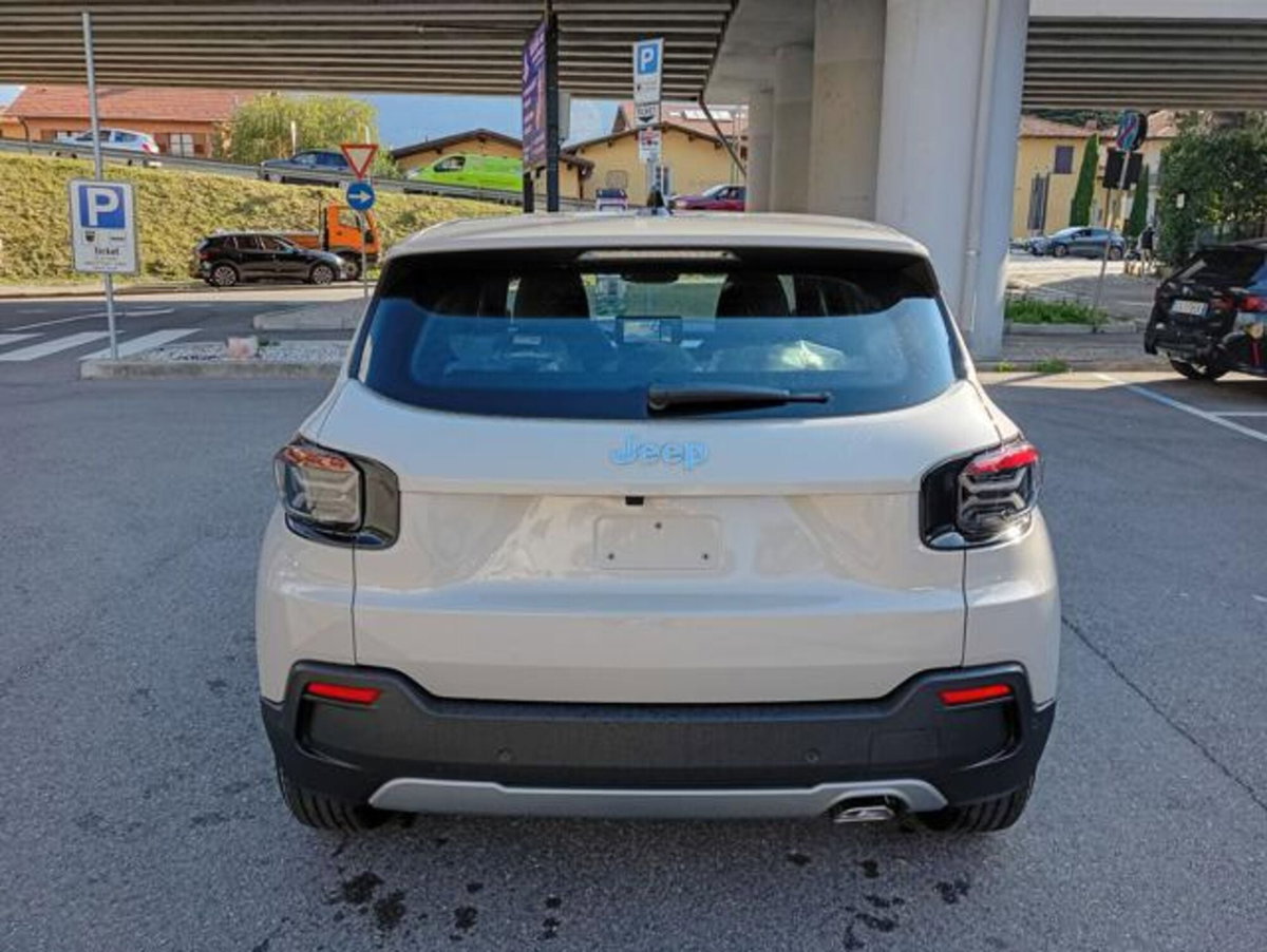 Jeep Avenger 1.2 turbo e-hybrid mhev Altitude fwd 110cv edct6 (7)