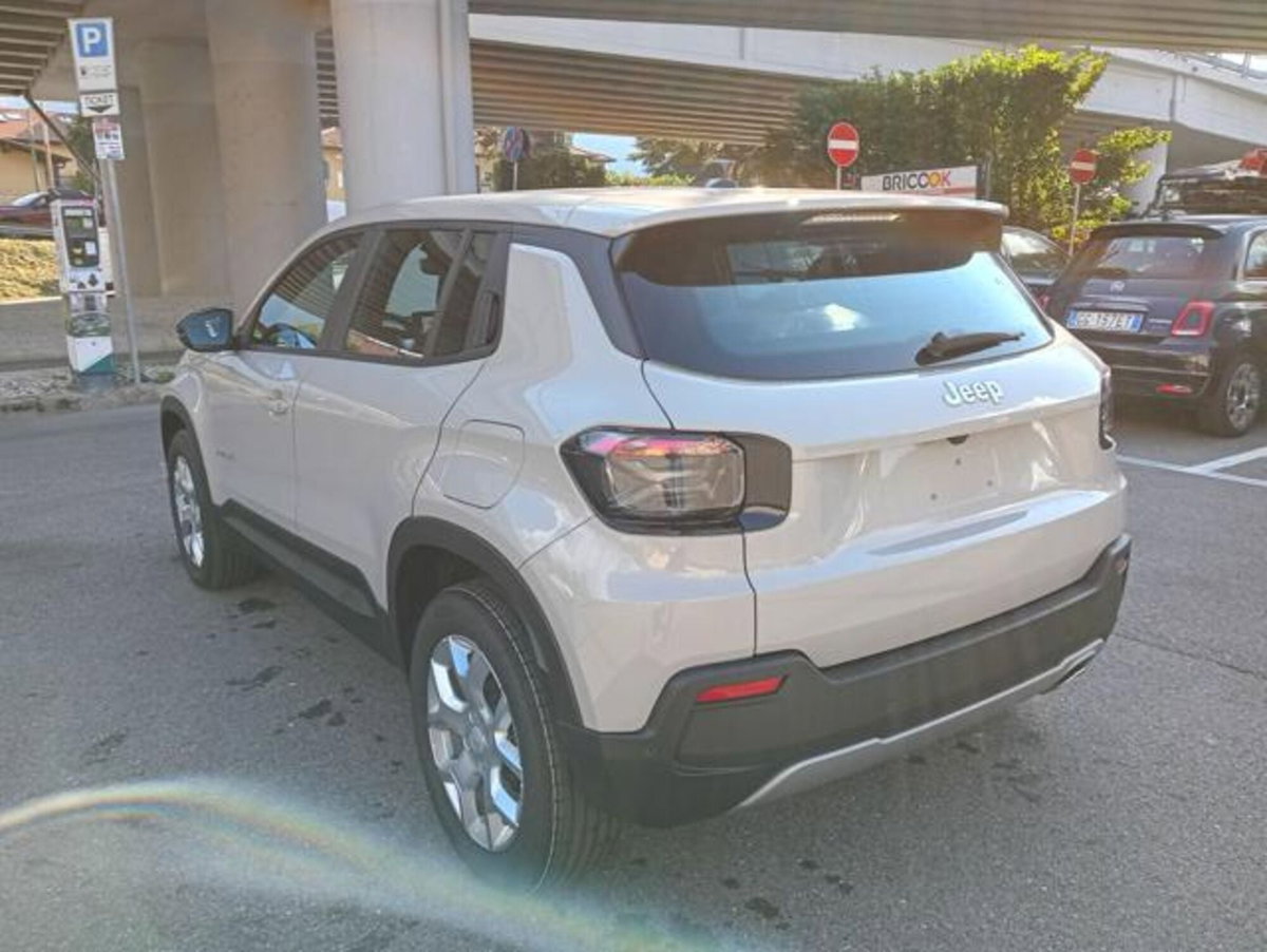 Jeep Avenger 1.2 turbo e-hybrid mhev Altitude fwd 110cv edct6 (9)