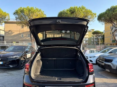 Volkswagen T-Roc 2.0 tdi R-Line 115cv (8)