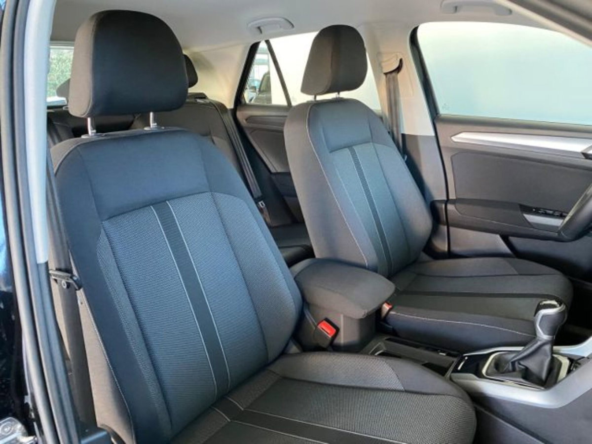 Volkswagen T-Roc 2.0 tdi Life 115cv (6)