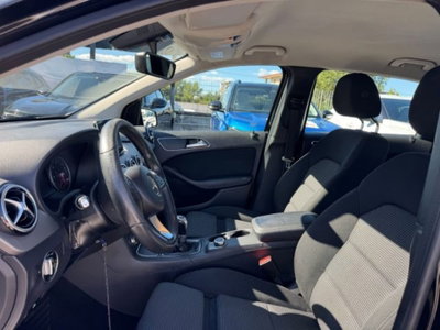Mercedes-Benz Classe B 180 d Premium (19)