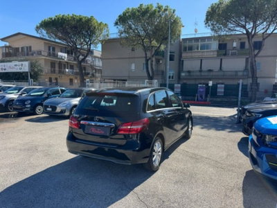 Mercedes-Benz Classe B 180 d Premium (7)