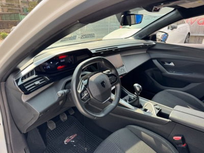 Peugeot 308 BlueHDi 130 S&S EAT8 Allure Pack (10)