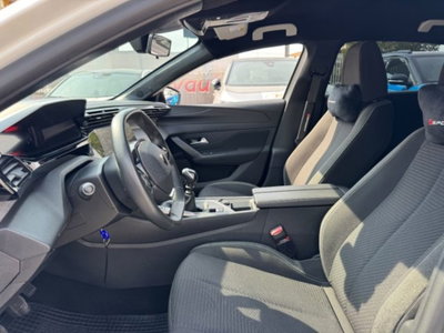 Peugeot 308 BlueHDi 130 S&S EAT8 Allure Pack (9)