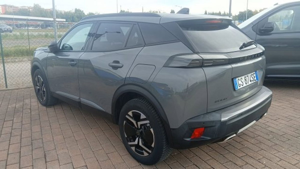 Peugeot 2008 PureTech 130 S&S EAT8 Allure Pack (2)