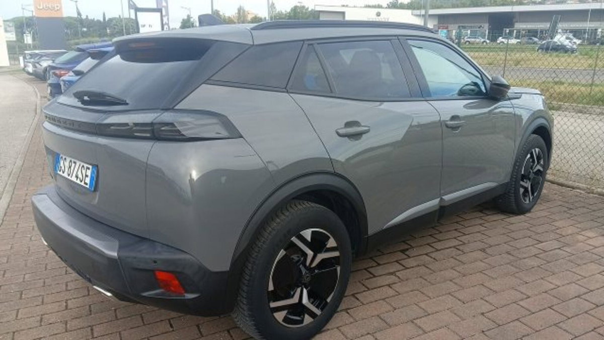 Peugeot 2008 PureTech 130 S&S EAT8 Allure Pack (5)