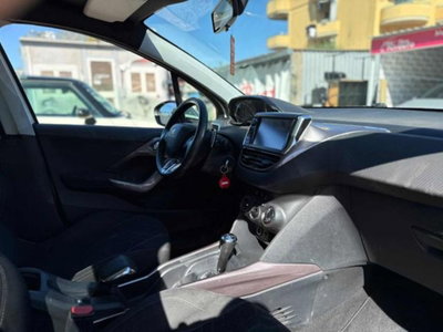 Peugeot 2008 e-HDi 92 CV Stop&Start ETG6 Allure (13)