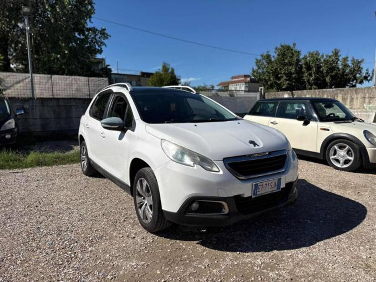 Peugeot 2008 e-HDi 92 CV Stop&Start ETG6 Allure (2)