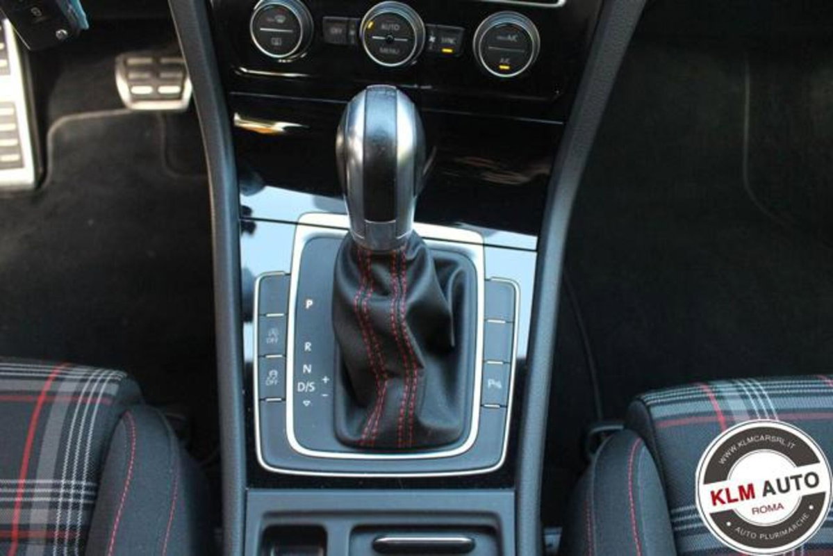 Volkswagen Golf GTI Performance 2.0 245 CV TSI DSG 5p. BMT (10)