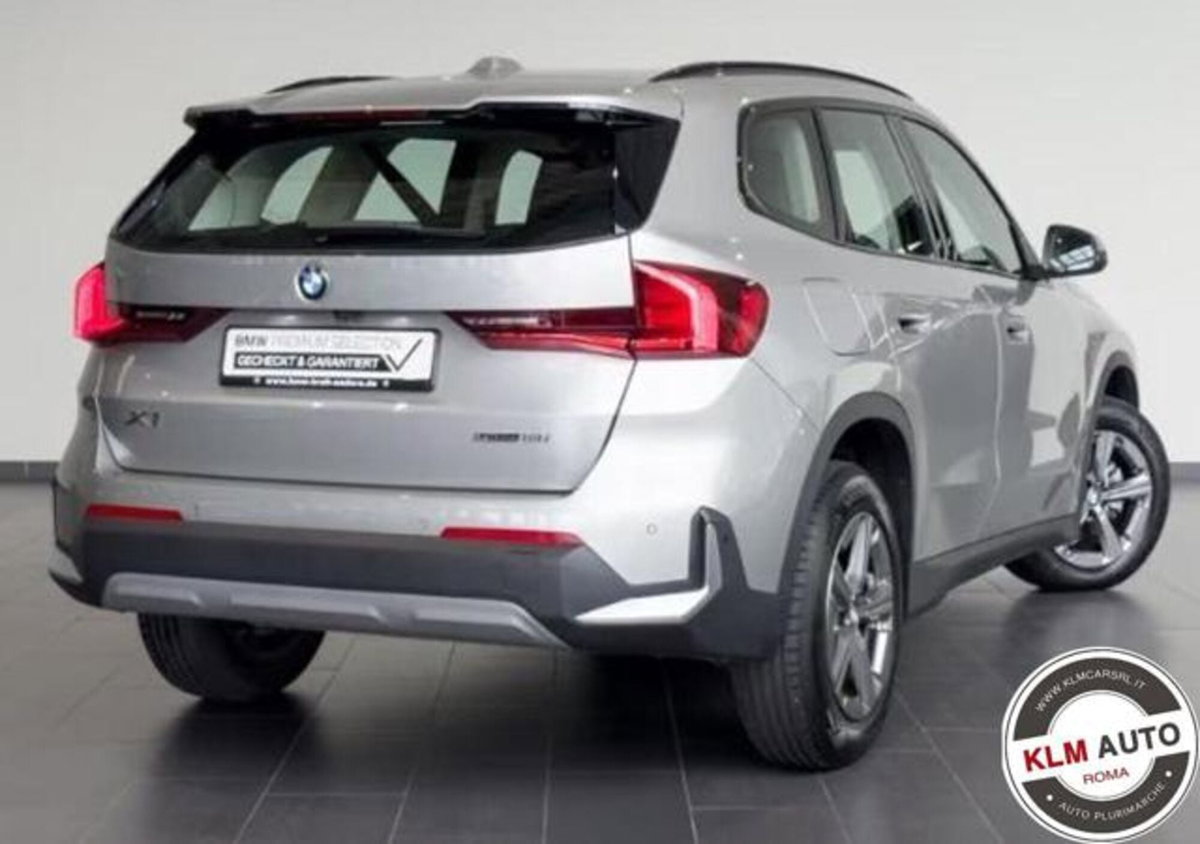 BMW X1 sDrive 18i Msport (9)