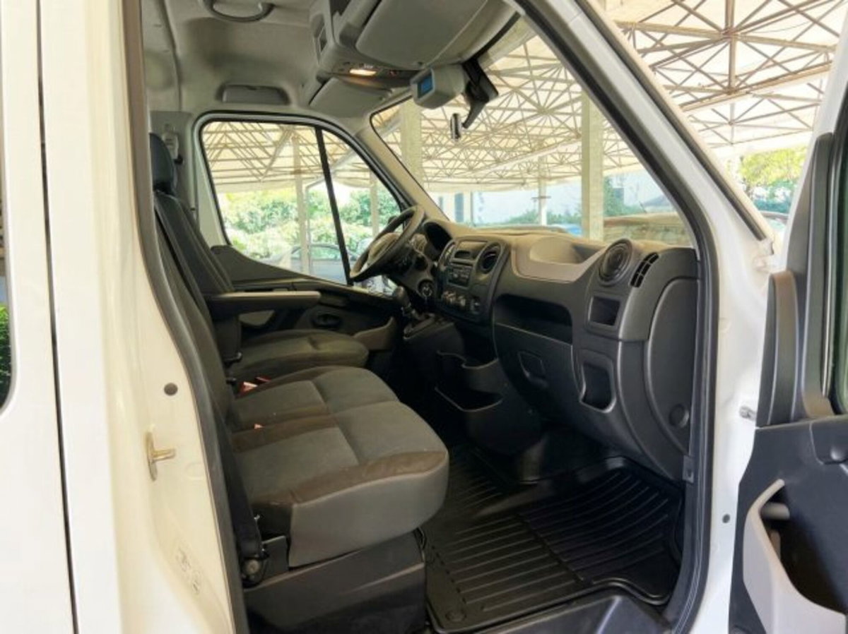 Nissan NV400 Furgone 30 2.3 dCi 125CV PC-TN Bus (9)