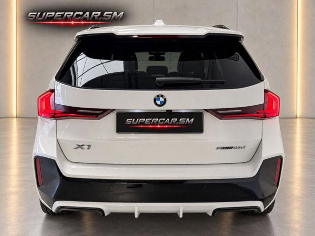 BMW X1 sDrive 18d Msport (9)
