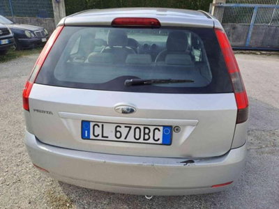 Ford Fiesta 1.2 16V 3p. Ghia (13)
