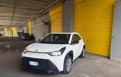 Toyota Aygo X 1.5 hybrid e-cvt nuova