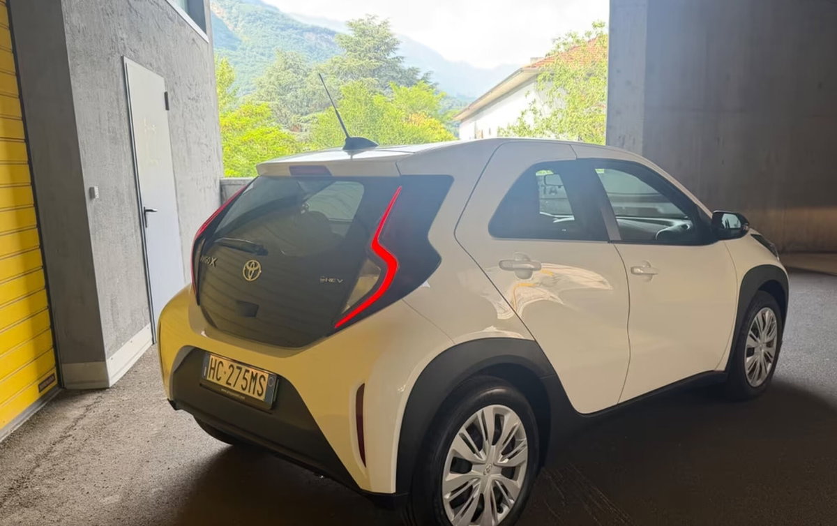 Toyota Aygo X 1.5 hybrid e-cvt (3)