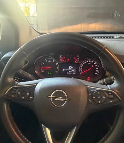 Opel Crossland X 1.2 12V 120 Anniversary (7)