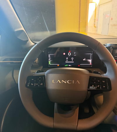 Lancia Ypsilon 1.2 mhev Edizione Limitata Cassina e-dct (7)
