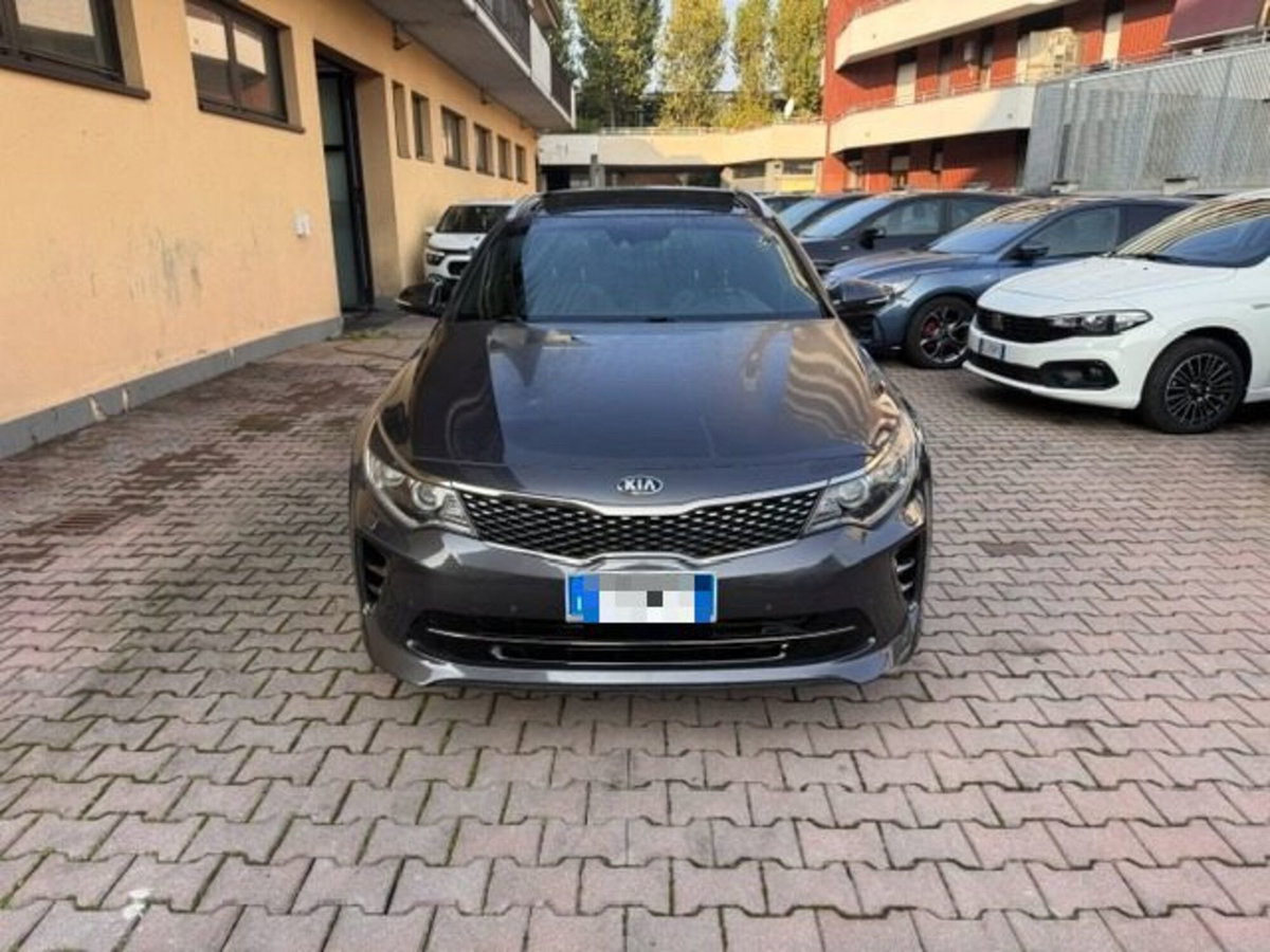 Kia Optima Sport Wagon 1.7 CRDi Stop&Go DCT7 Sportswagon GT Line (2)