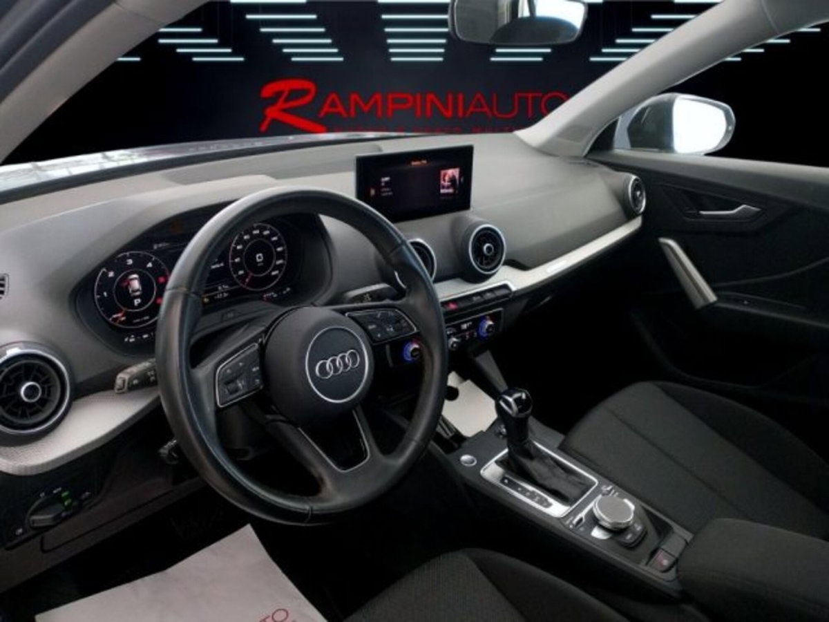 Audi Q2 Q2 30 TDI S tronic Business (13)
