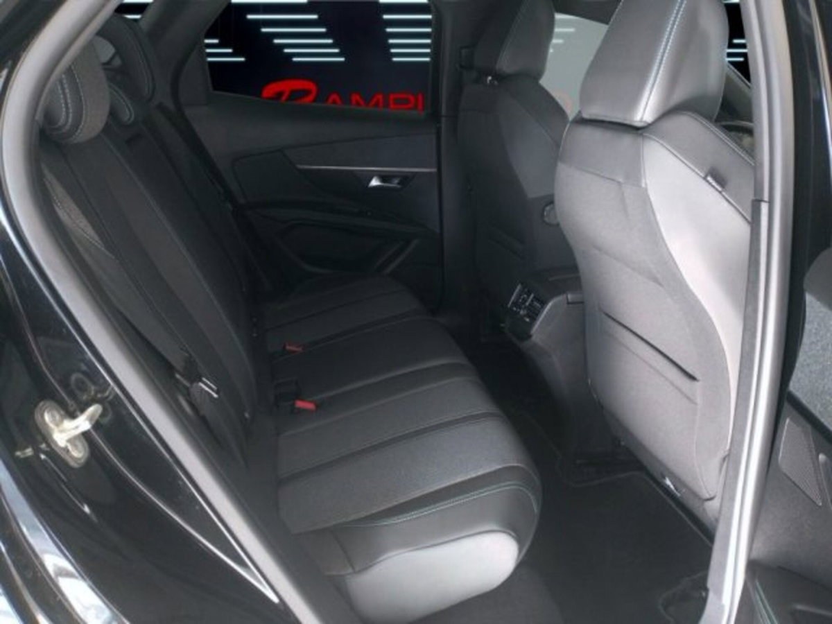 Peugeot 3008 BlueHDi 130 S&S EAT8 Allure Pack (17)