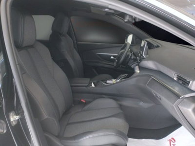 Peugeot 3008 BlueHDi 130 S&S EAT8 Allure Pack (18)